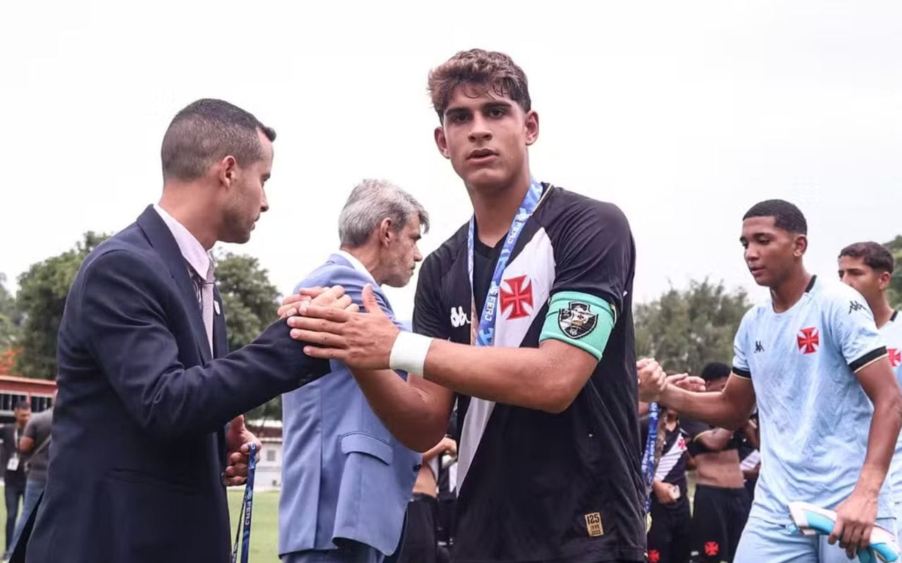 Diego Minete, atacante e capitão do sub-16 do Vasco
